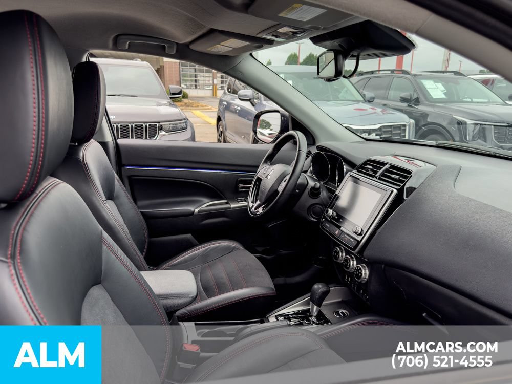 Used 2024 Mitsubishi Outlander Sport SE AWD/4WD image 14