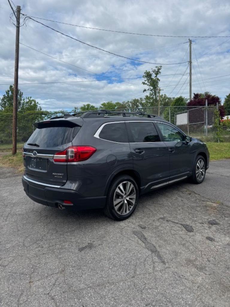 Used 2020 Subaru Ascent Limited w/ Technology Package AWD/4WD image 5