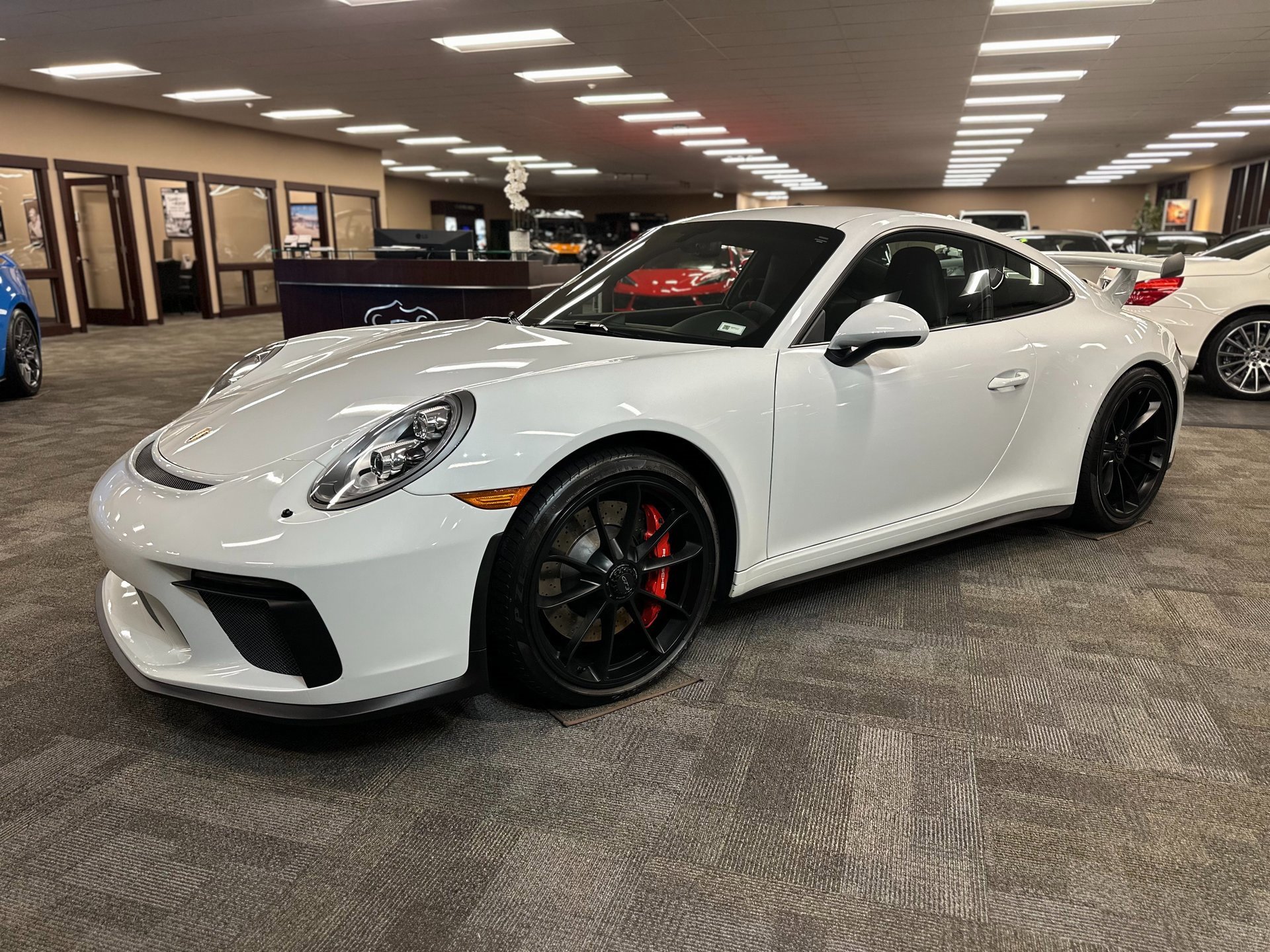 Used 2018 Porsche 911 GT3 image 47