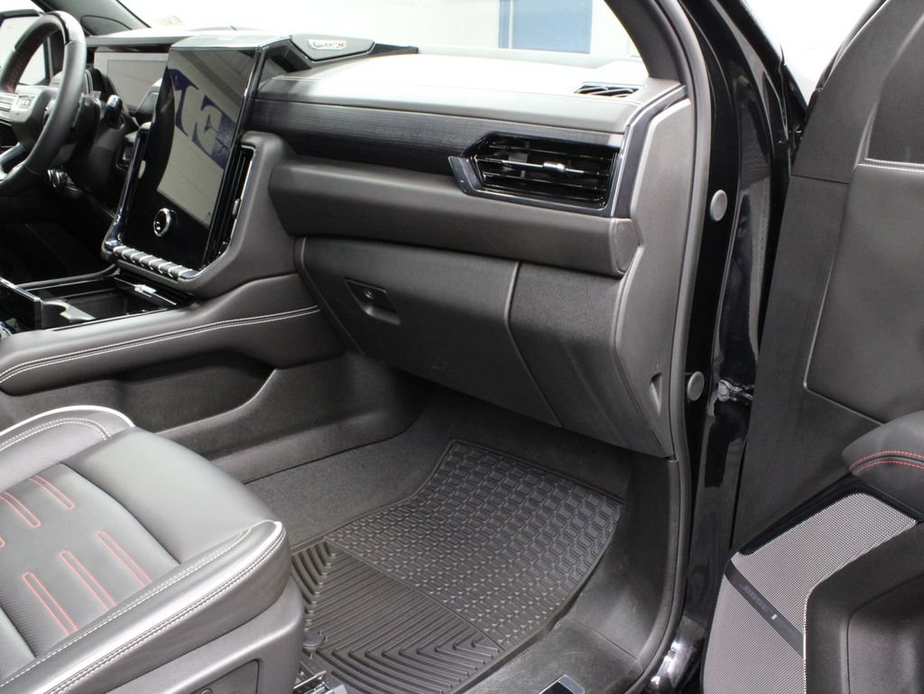Used 2026 GMC Yukon AT4 Ultimate AWD/4WD image 44