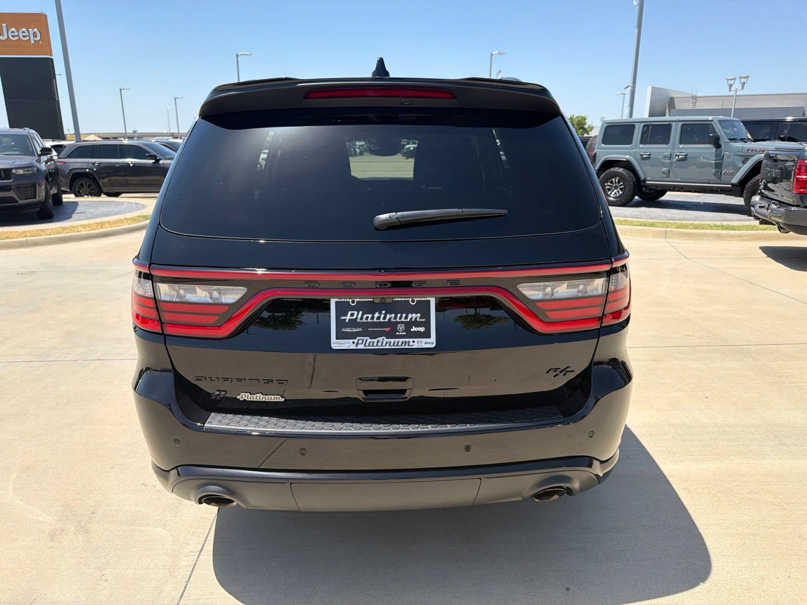 New 2026 Dodge Durango R/T w/ Blacktop Package AWD/4WD image 4