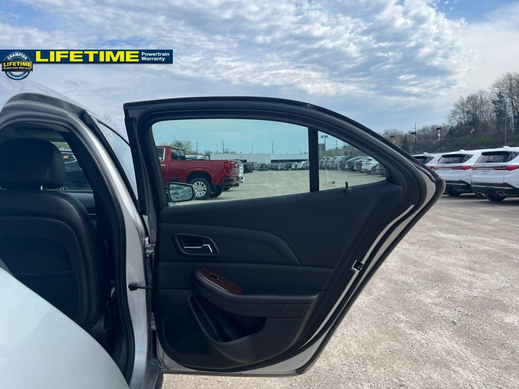 Used 2013 Chevrolet Malibu LT image 32