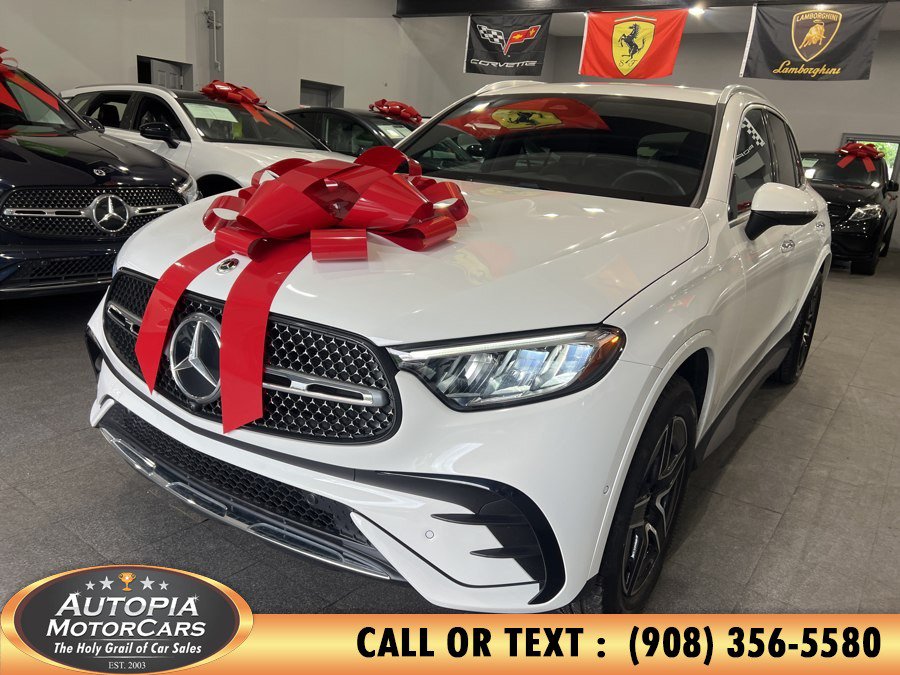 Used 2025 Mercedes-Benz GLC 350e 4MATIC w/ AMG Line image 41
