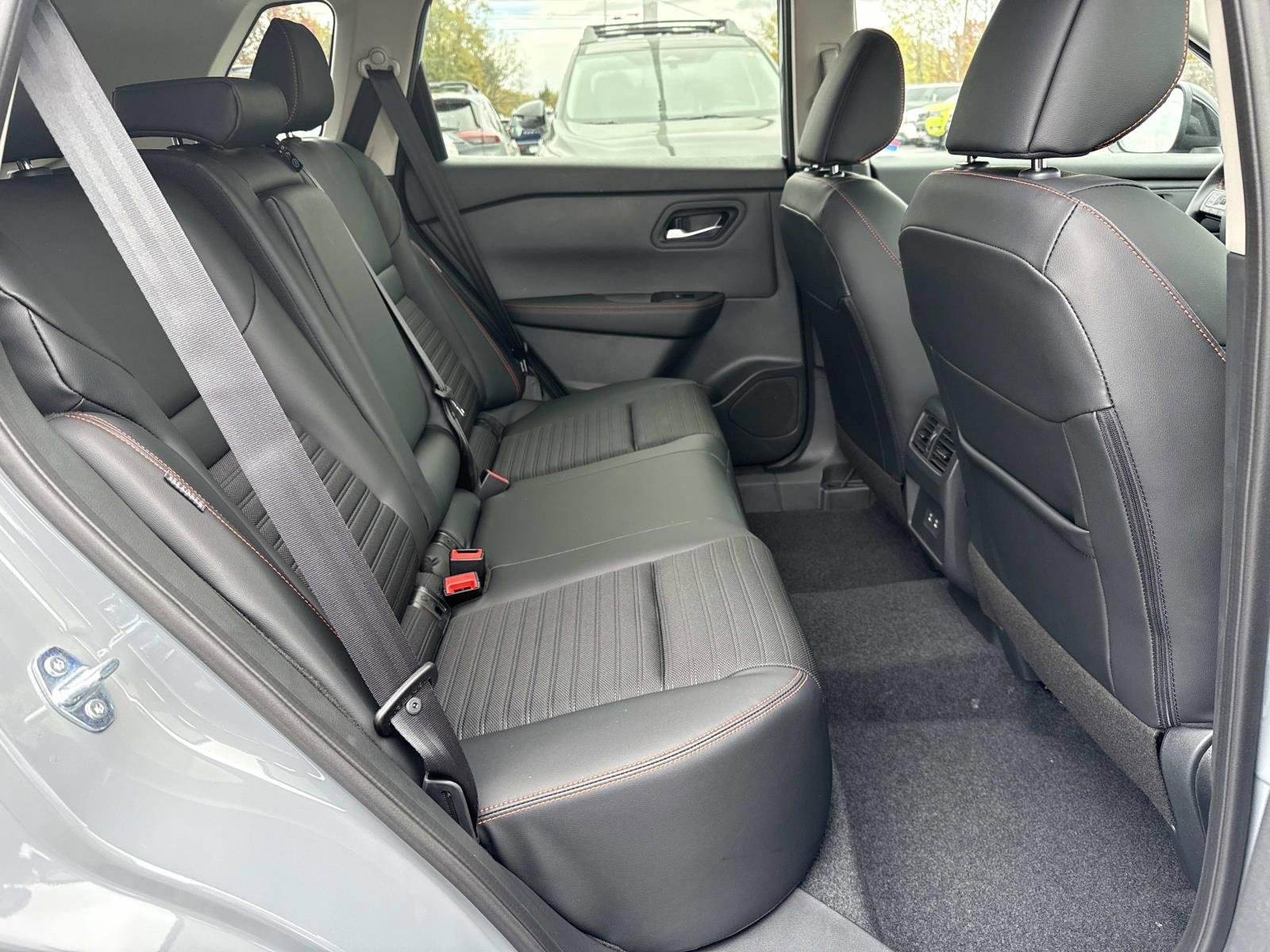 New 2026 Nissan Rogue SV image 25