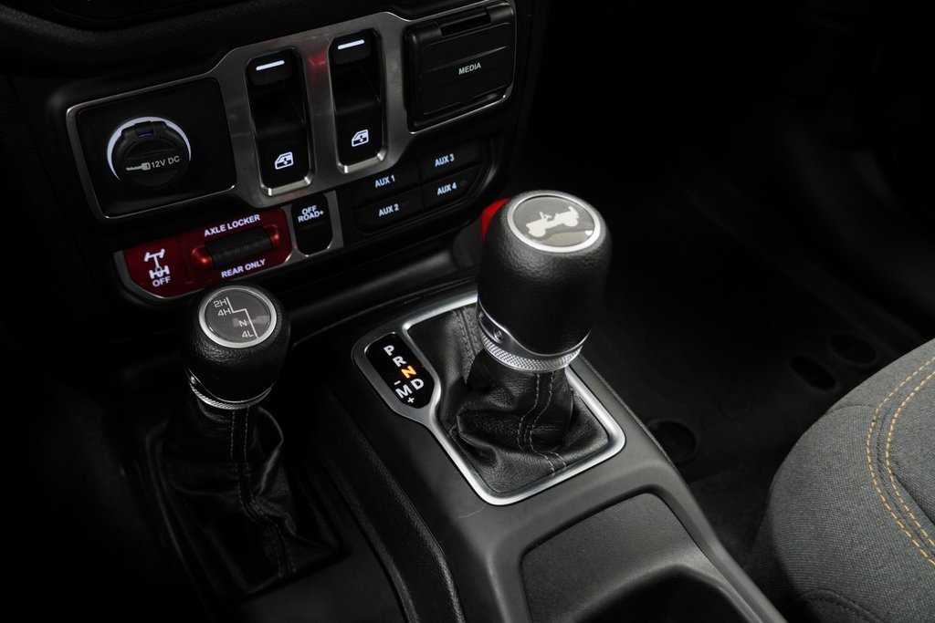 Certified 2024 Jeep Wrangler Willys image 32