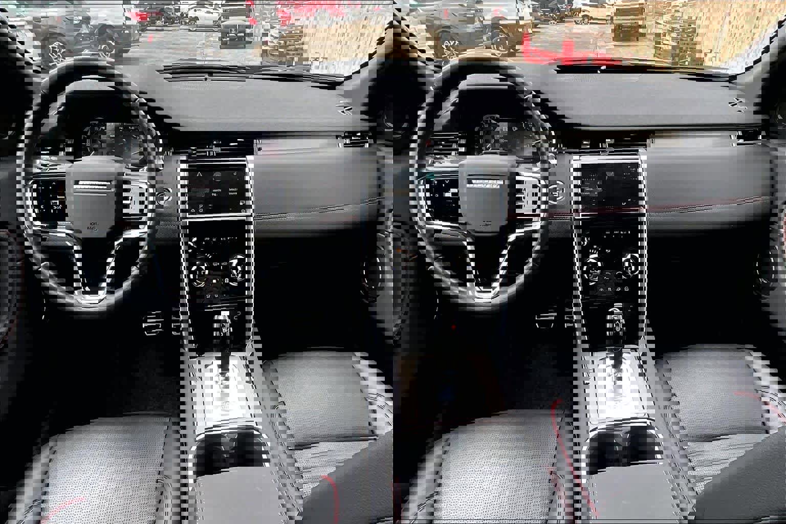 Used 2023 Land Rover Discovery Sport SE R-Dynamic image 16