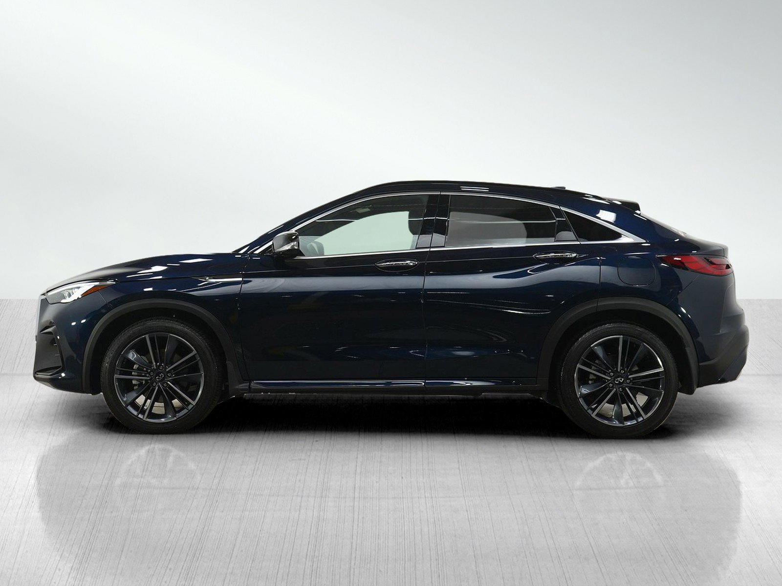 Used 2025 INFINITI QX55 Sensory w/ Lighting Package AWD/4WD image 2