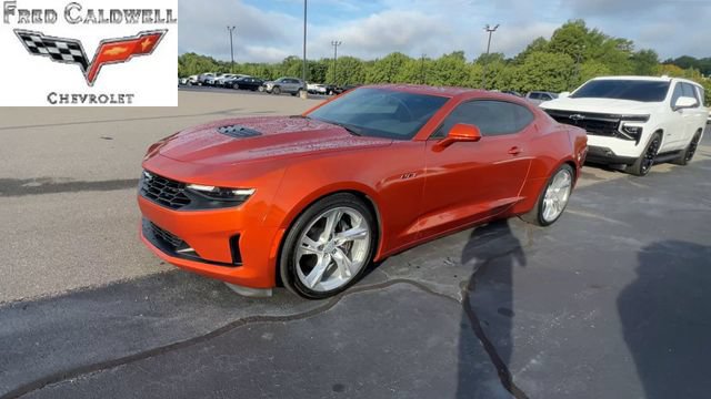Used 2023 Chevrolet Camaro LT w/ Technology Package RWD image 4