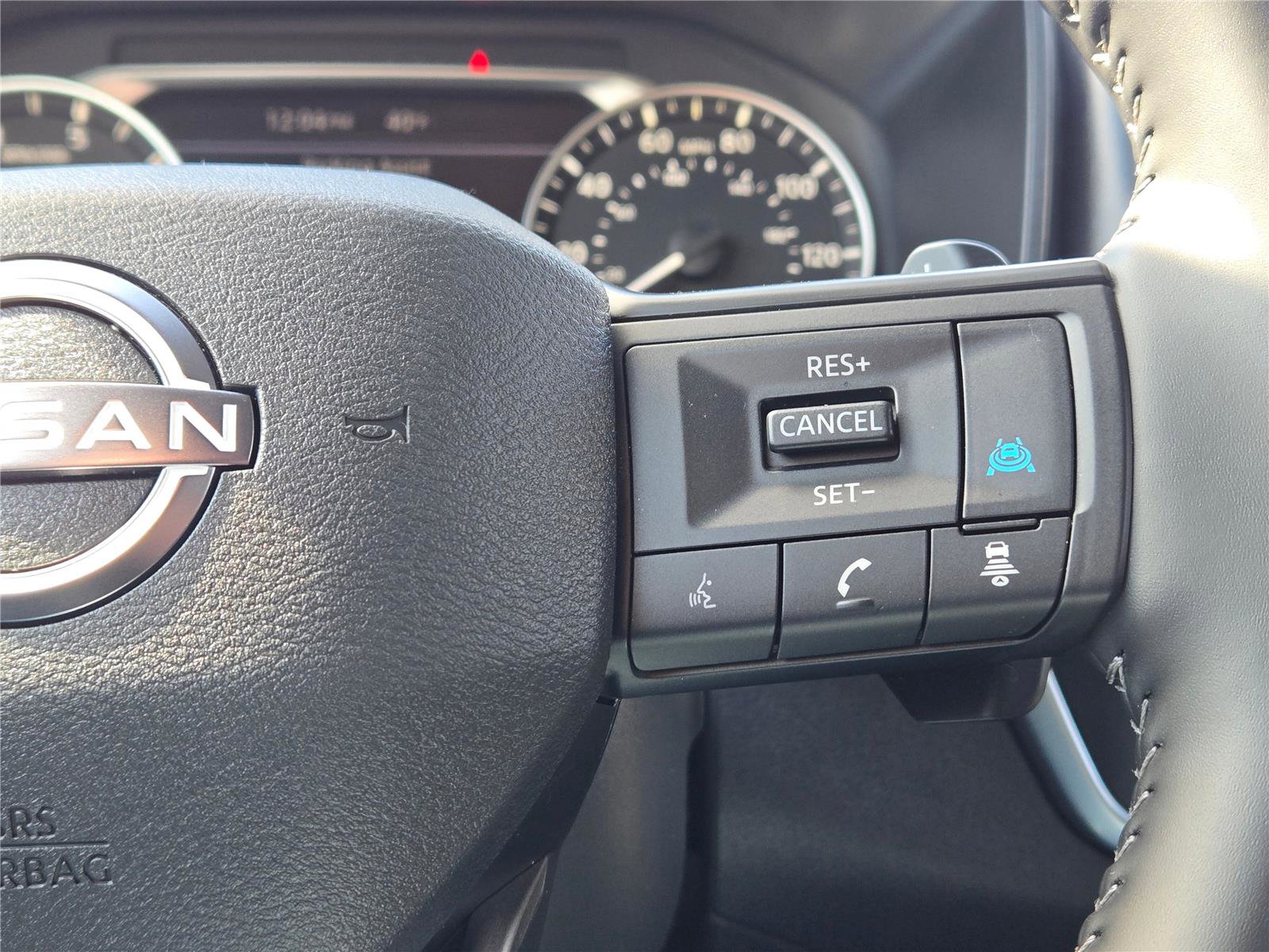 Used 2026 Nissan Rogue SV image 30