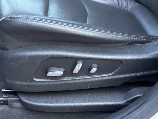 Used 2020 Cadillac XT6 Premium Luxury image 13