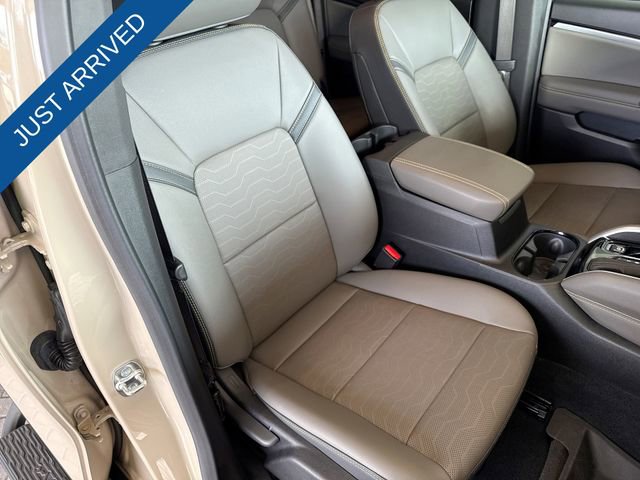 Used 2024 Chevrolet Colorado ZR2 w/ ZR2 Convenience Package III image 25