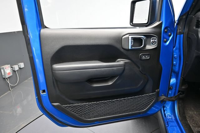 Used 2025 Jeep Wrangler Unlimited Sport AWD/4WD image 11