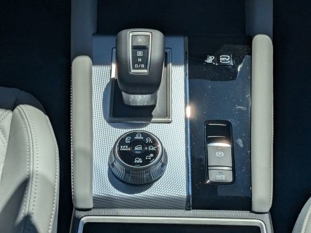 New 2025 Mitsubishi Outlander SEL image 17