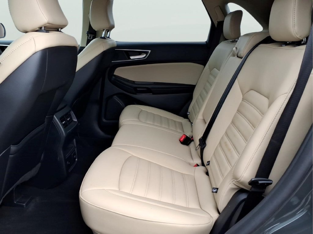 Used 2024 Ford Edge SEL w/ Convenience Package AWD/4WD image 12