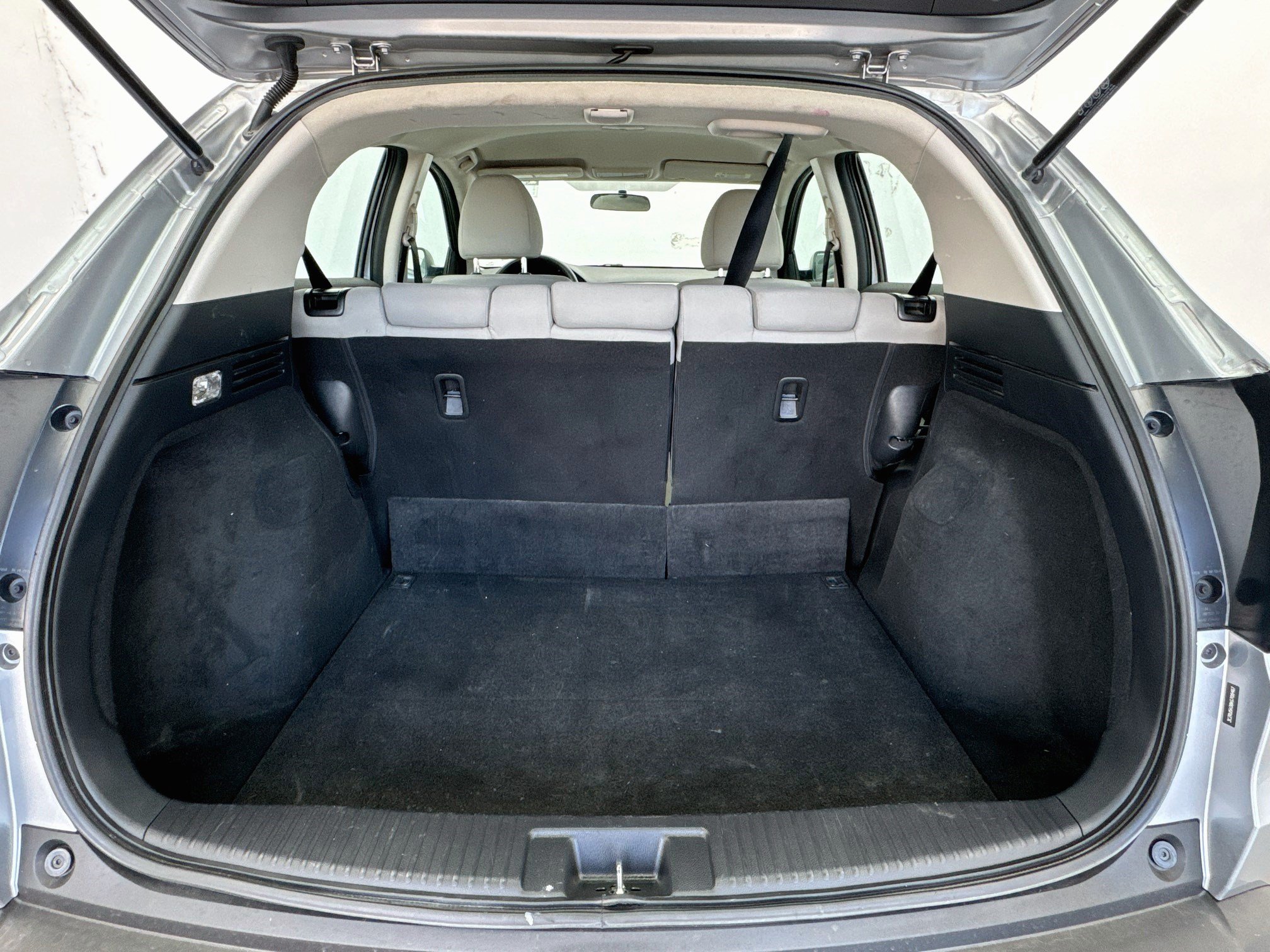Used 2019 Honda HR-V LX image 16