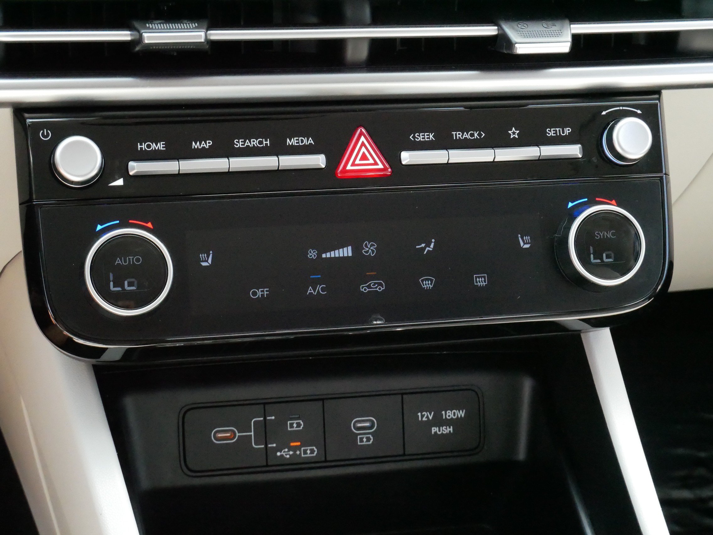 Used 2026 Hyundai Tucson SEL Plus AWD/4WD image 23