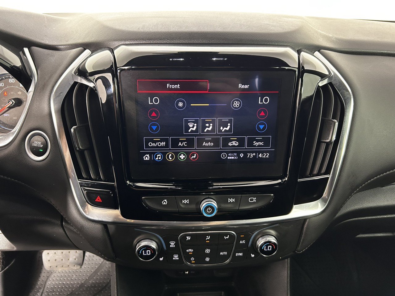Used 2023 Chevrolet Traverse LT FWD image 20