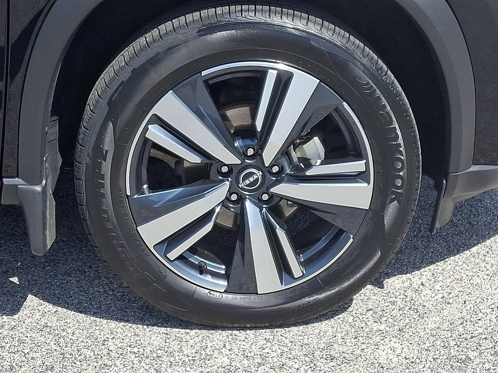 Used 2023 Nissan Rogue SL AWD/4WD image 8