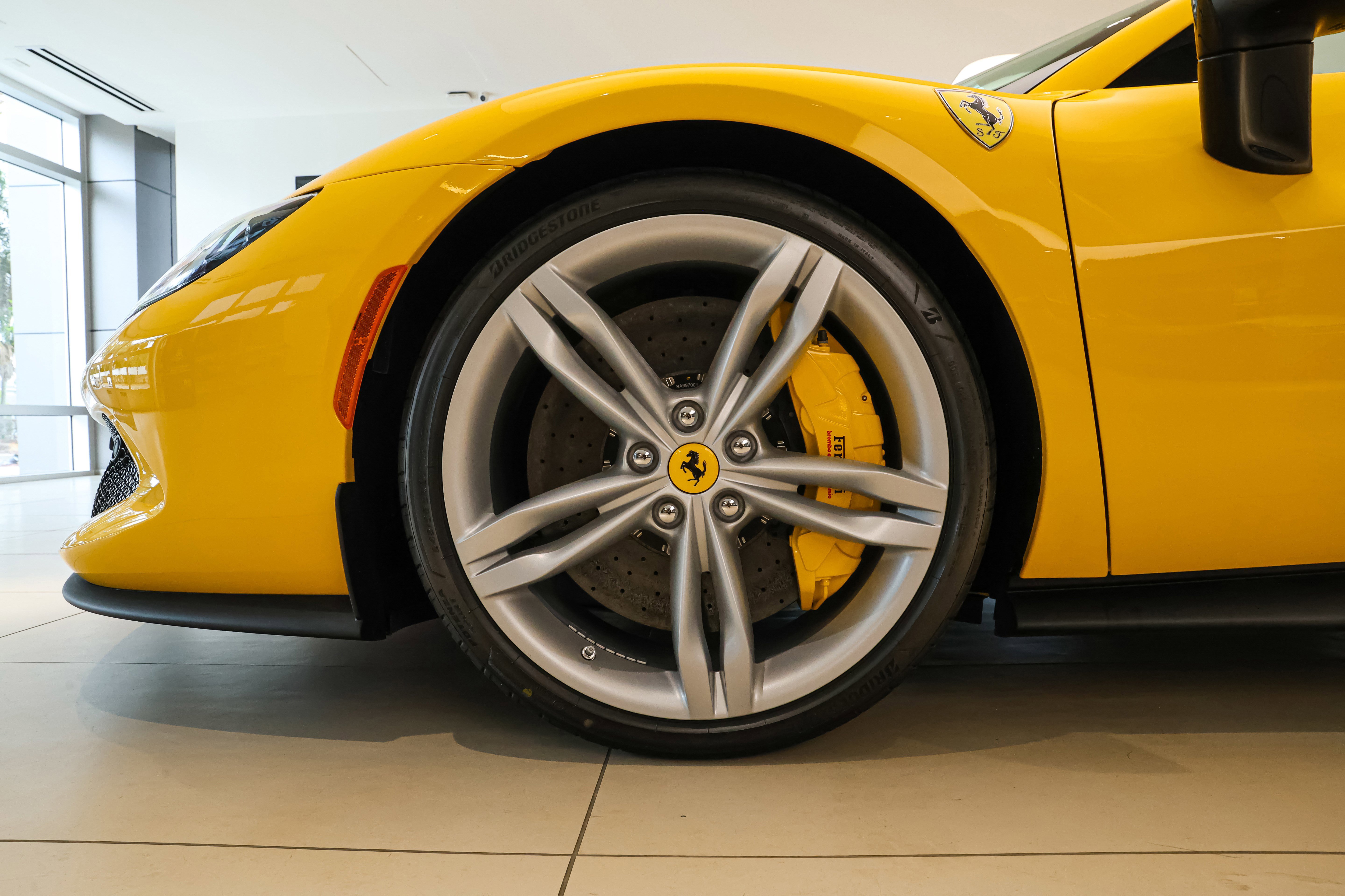 Used 2025 Ferrari 296 GTS image 31