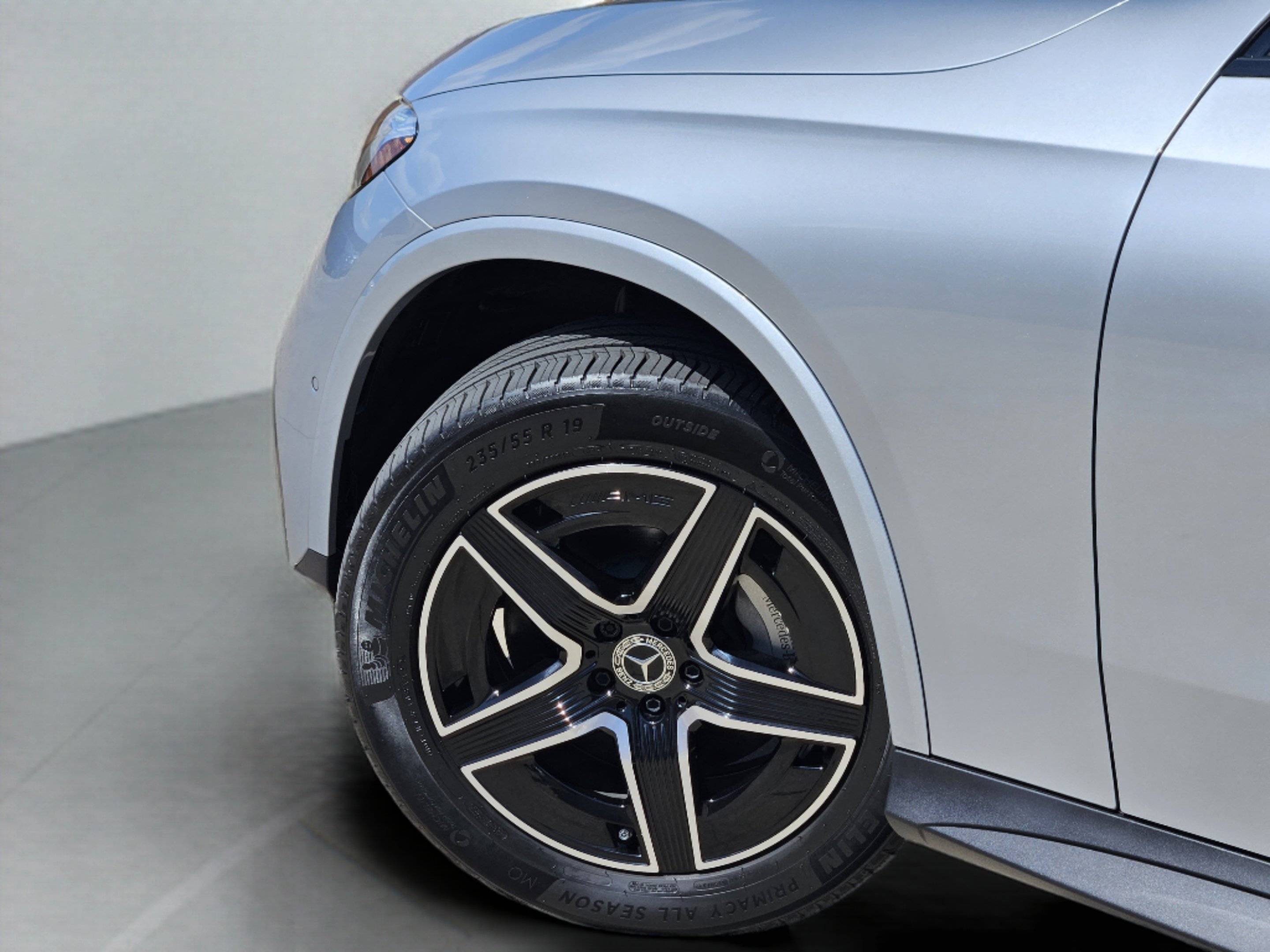 Certified 2025 Mercedes-Benz GLC 300 4MATIC image 23