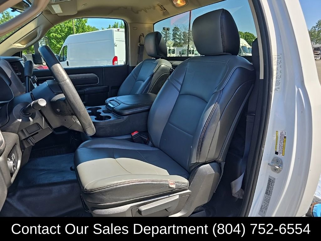 Used 2019 RAM 5500 Tradesman AWD/4WD image 17