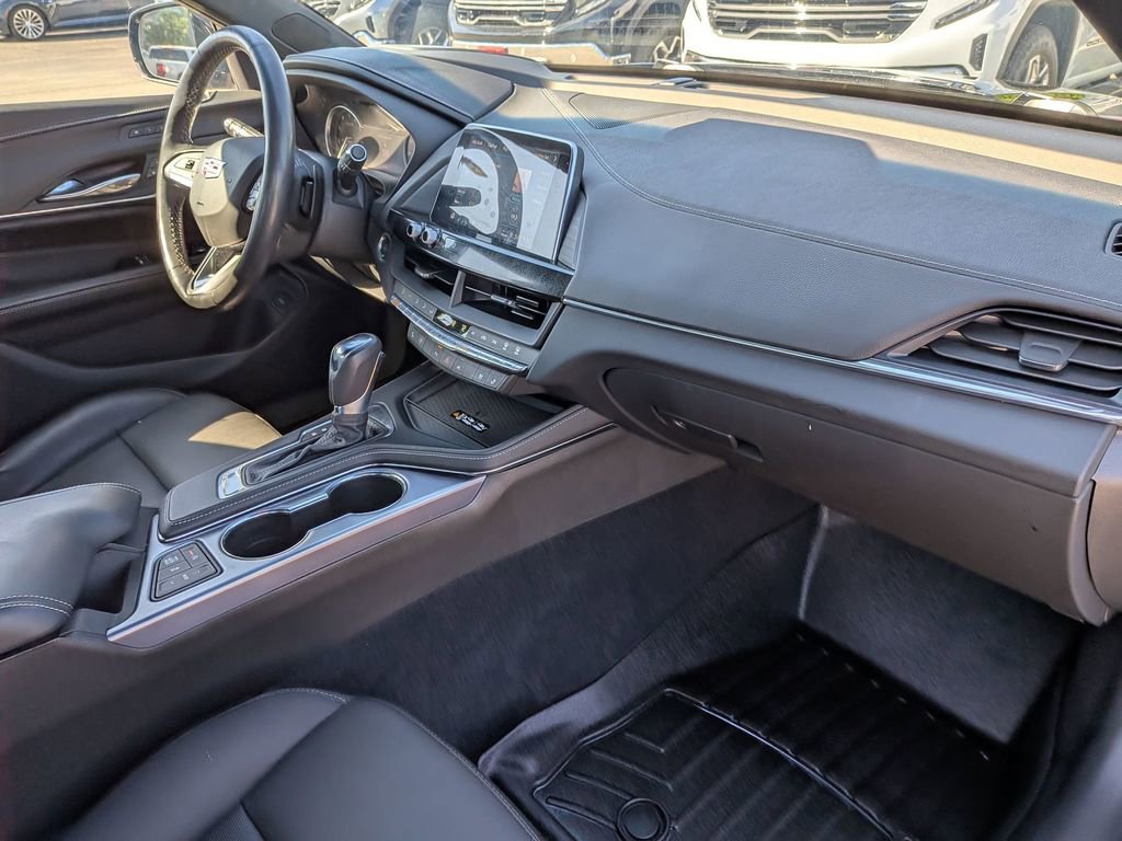 Certified 2025 Cadillac CT4 Premium Luxury image 28