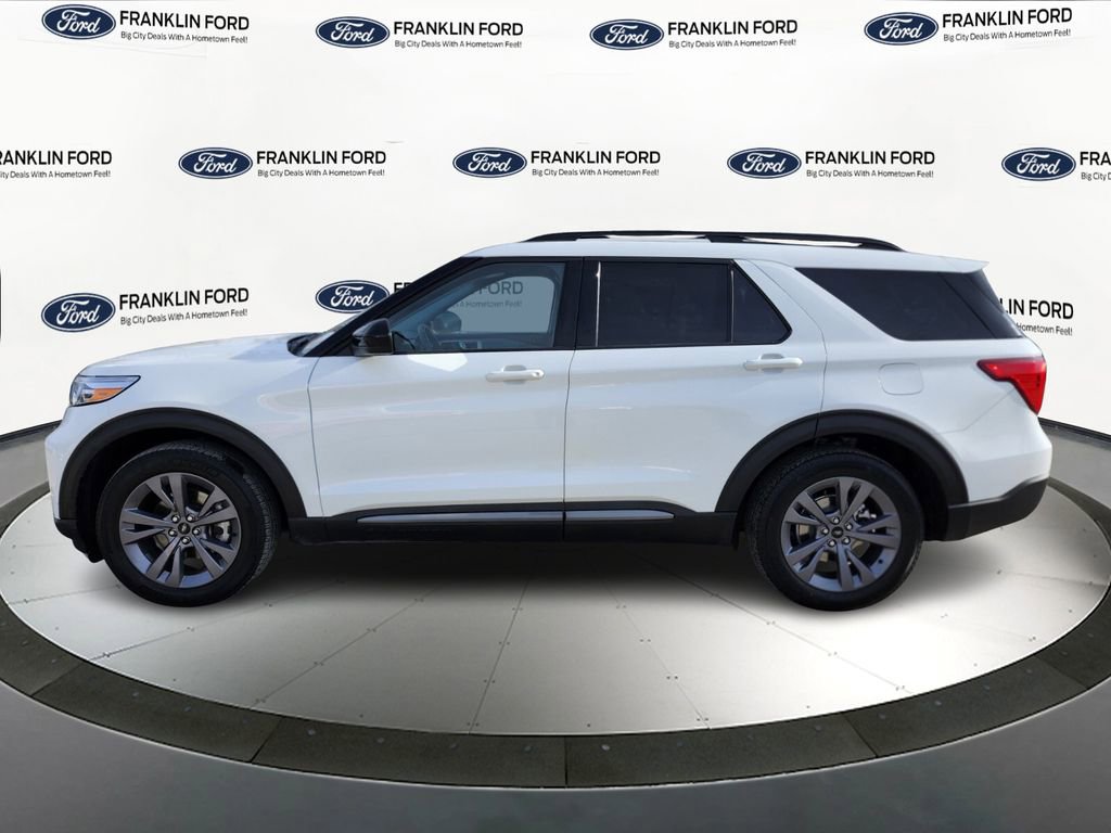 Certified 2022 Ford Explorer XLT w/ Equipment Group 202A image 2