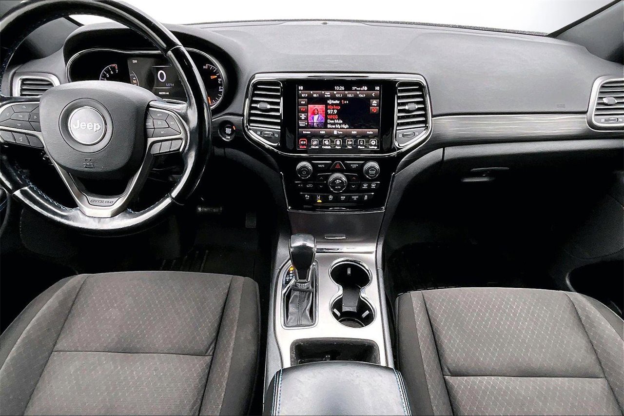 Certified 2020 Jeep Grand Cherokee Laredo image 15