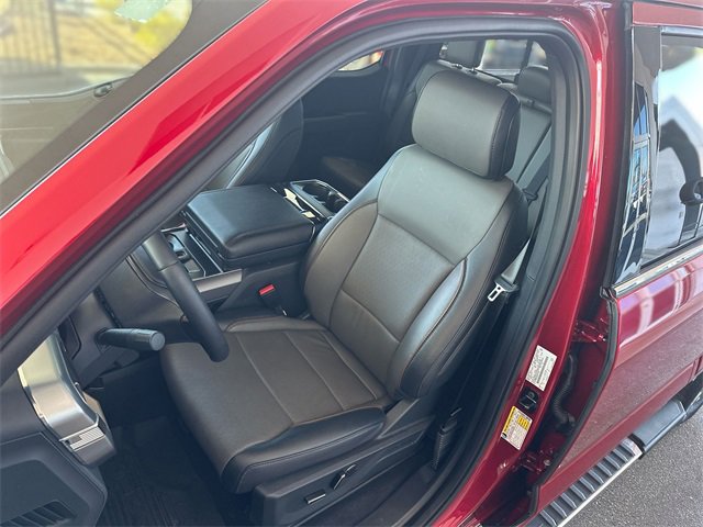 Used 2025 Ford F150 Lariat w/ Equipment Group 502A High image 12