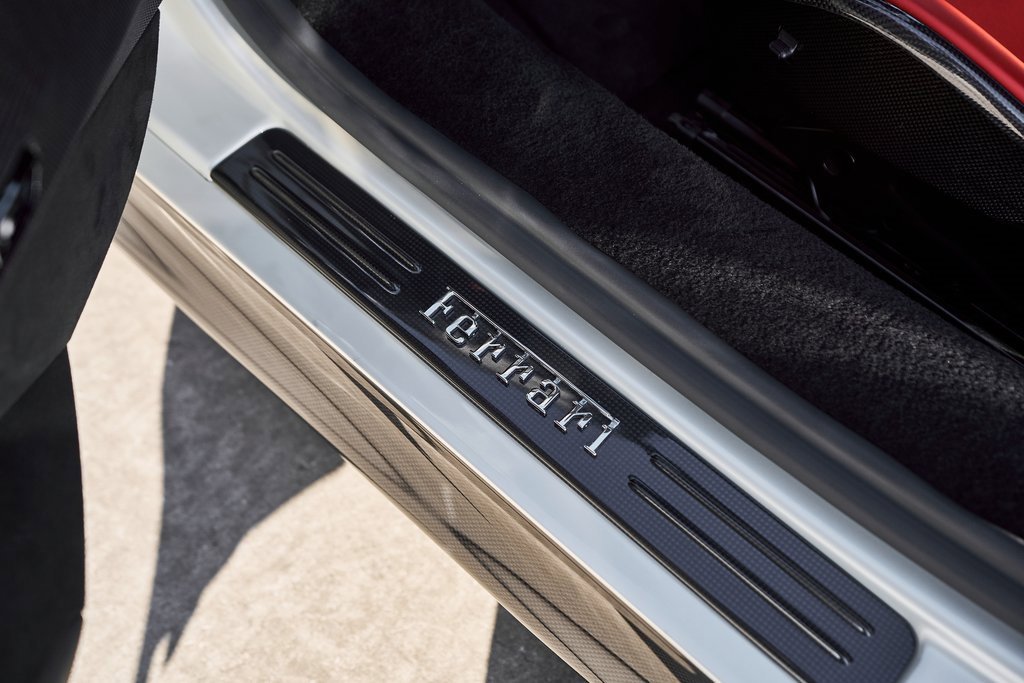 Used 2022 Ferrari SF90 Stradale image 43