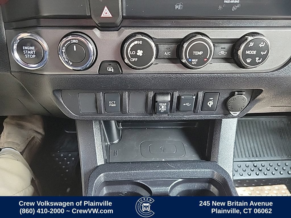 Used 2020 Toyota Tacoma TRD Off-Road AWD/4WD image 9