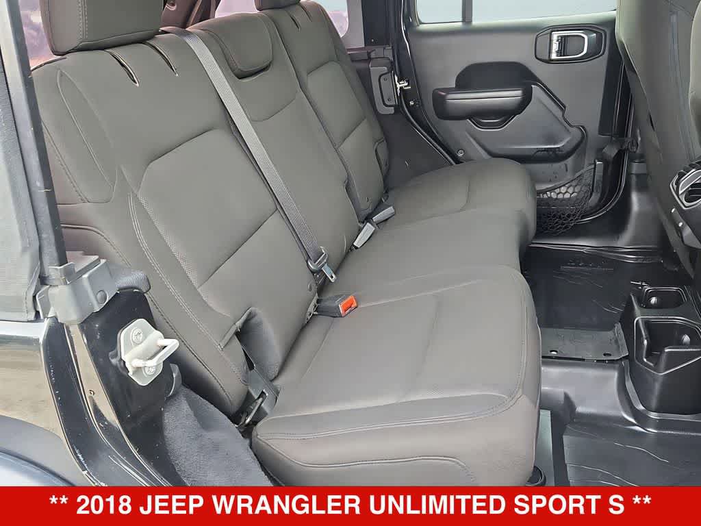 Used 2018 Jeep Wrangler Unlimited Sport S AWD/4WD image 21