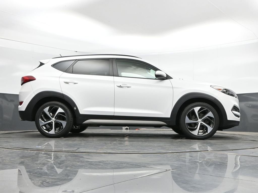 Used 2017 Hyundai Tucson Value AWD/4WD image 34
