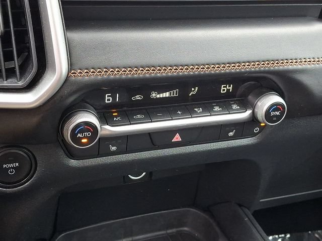 Used 2025 MAZDA CX-50 AWD 2.5 Hybrid w/ Premium Pkg image 18