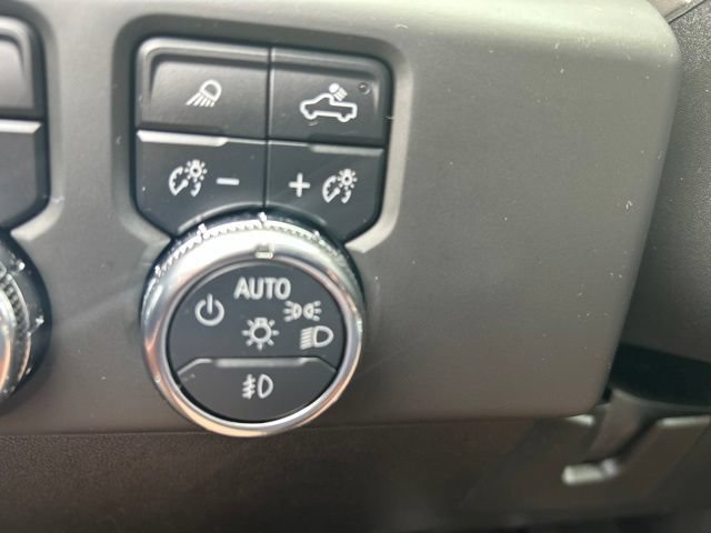 Used 2025 GMC Sierra 3500 Denali Ultimate AWD/4WD image 36