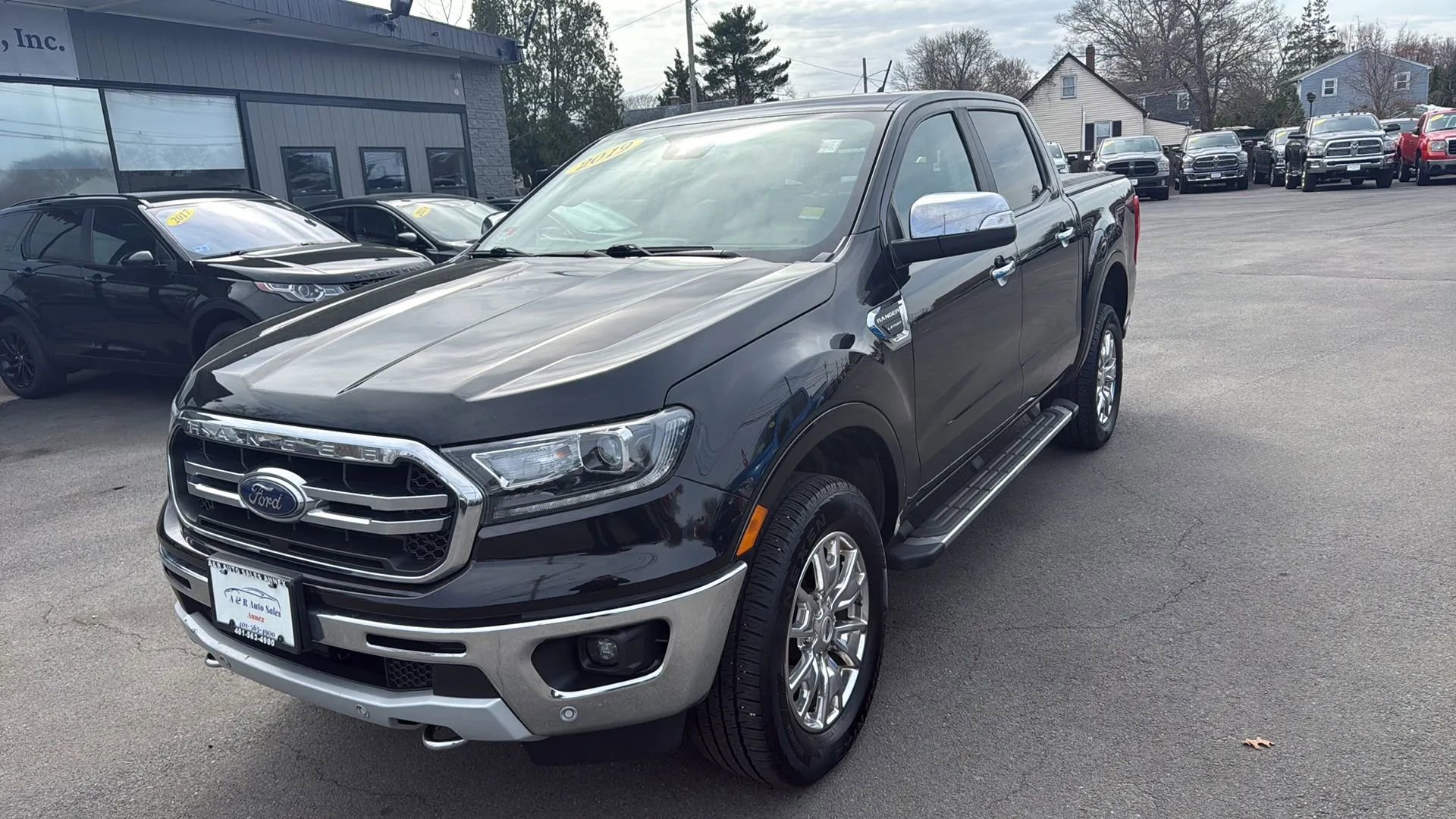 Used 2019 Ford Ranger Lariat w/ Equipment Group 501A Mid image 3