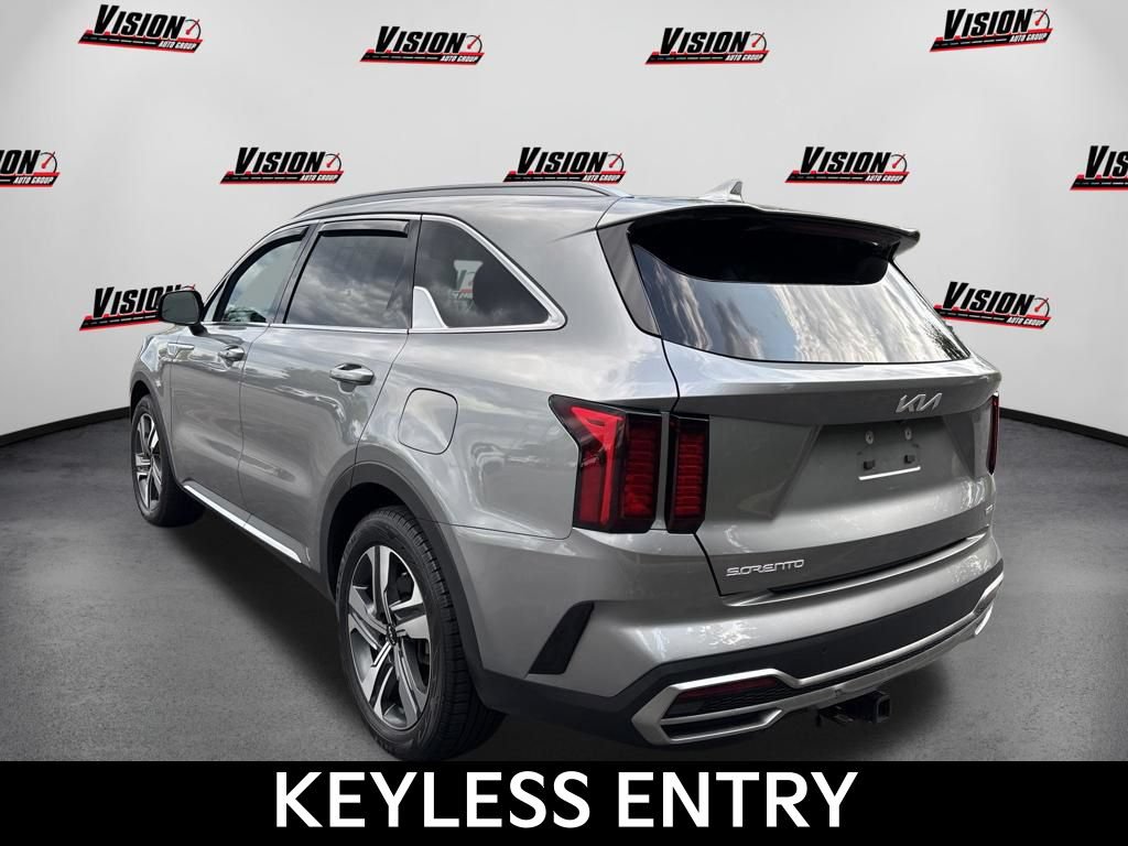 Certified 2023 Kia Sorento EX w/ Panoramic Sunroof Package AWD/4WD image 9