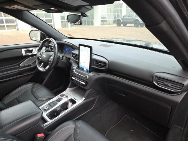 Used 2020 Ford Explorer ST w/ ST Street Pack image 12