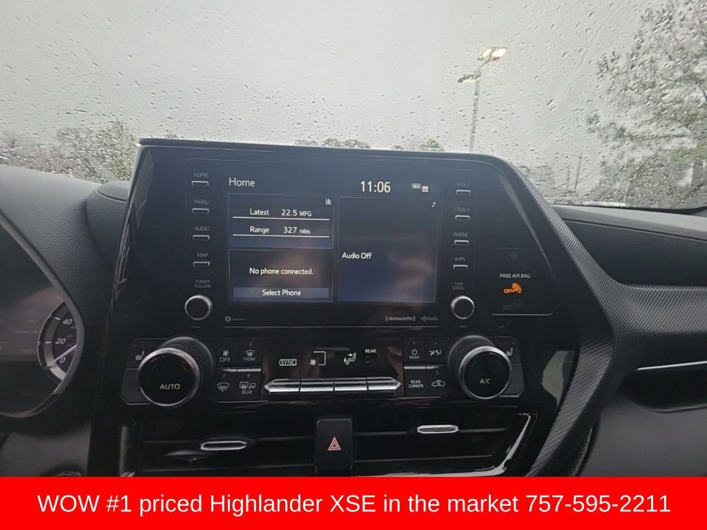 Used 2022 Toyota Highlander XSE image 10