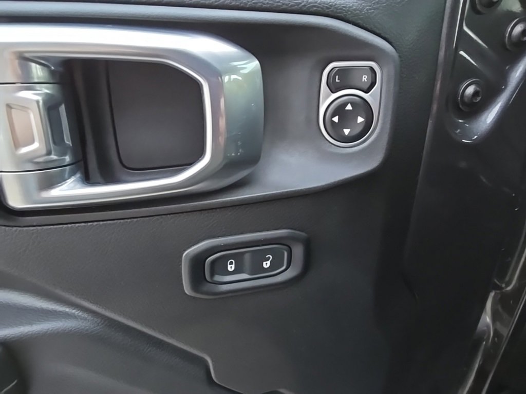 Used 2024 Jeep Wrangler Willys image 22