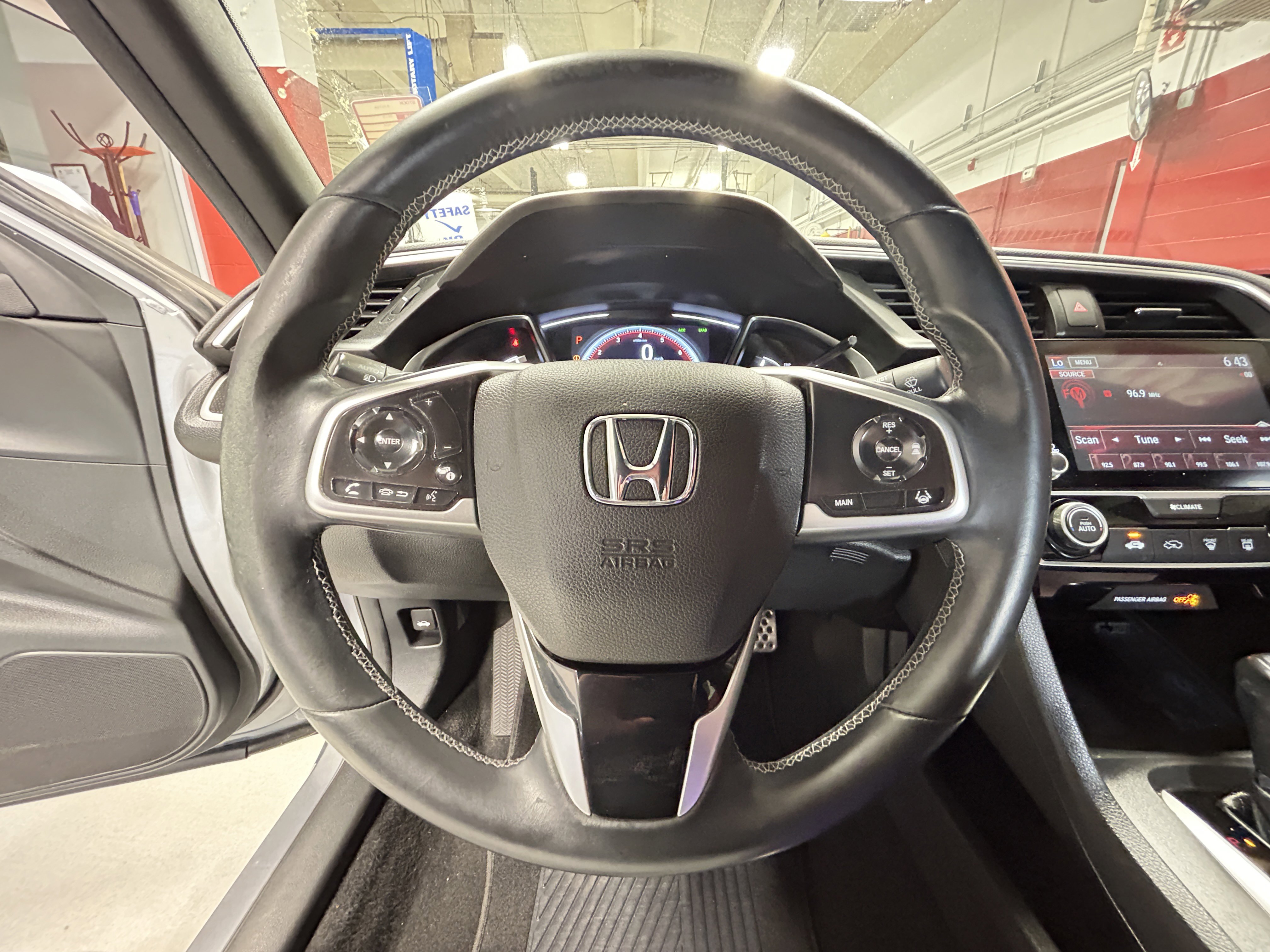 Used 2019 Honda Civic Sport image 23