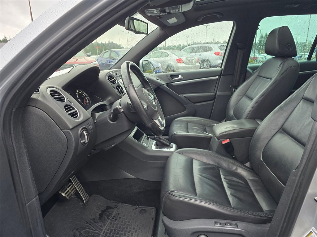 Used 2014 Volkswagen Tiguan R-Line image 8