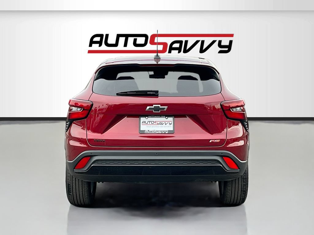 Used 2025 Chevrolet Trax RS w/ Driver Confidence Package FWD image 6