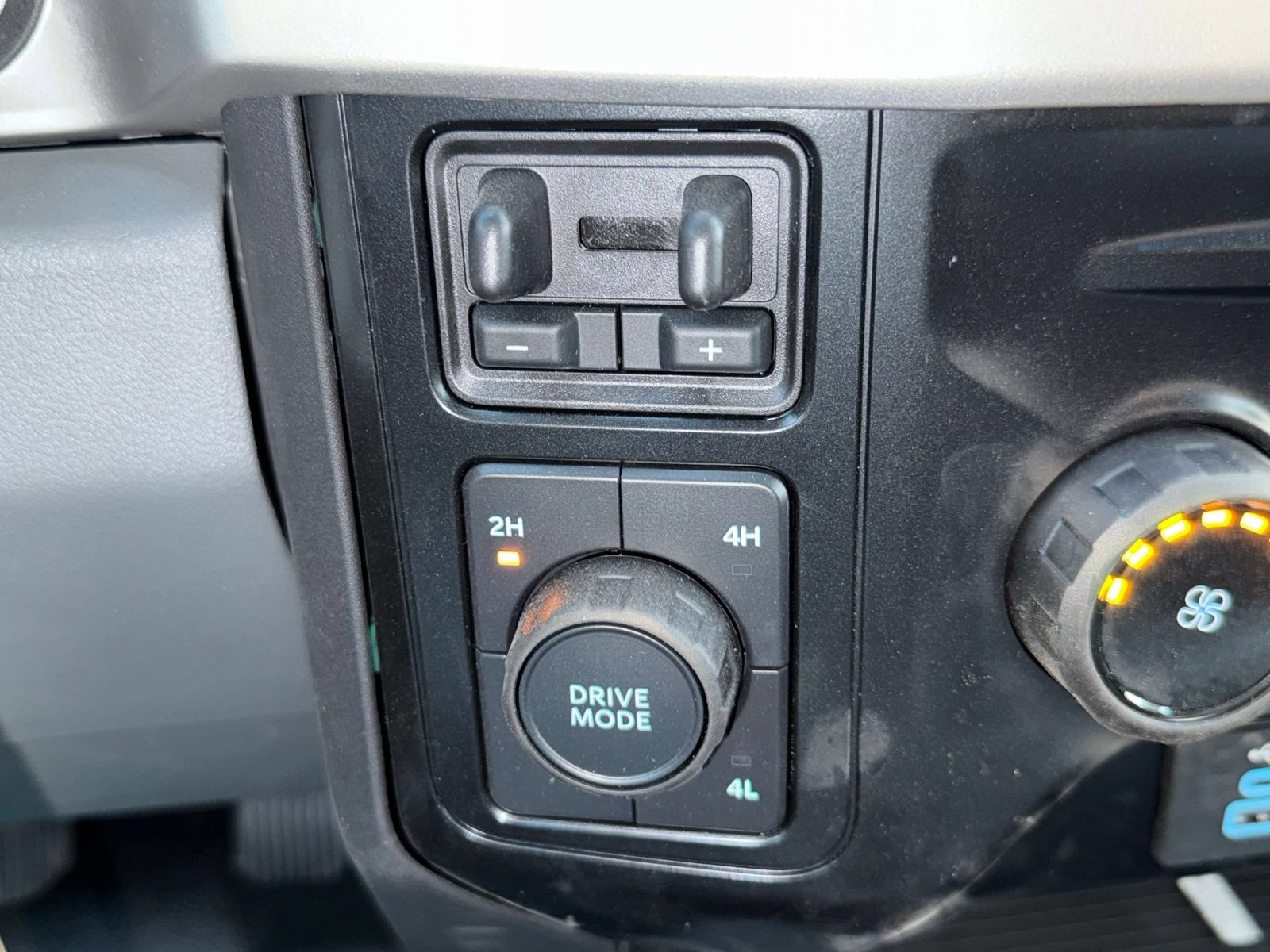 New 2026 Ford F550 2WD Regular Cab Super Duty image 23