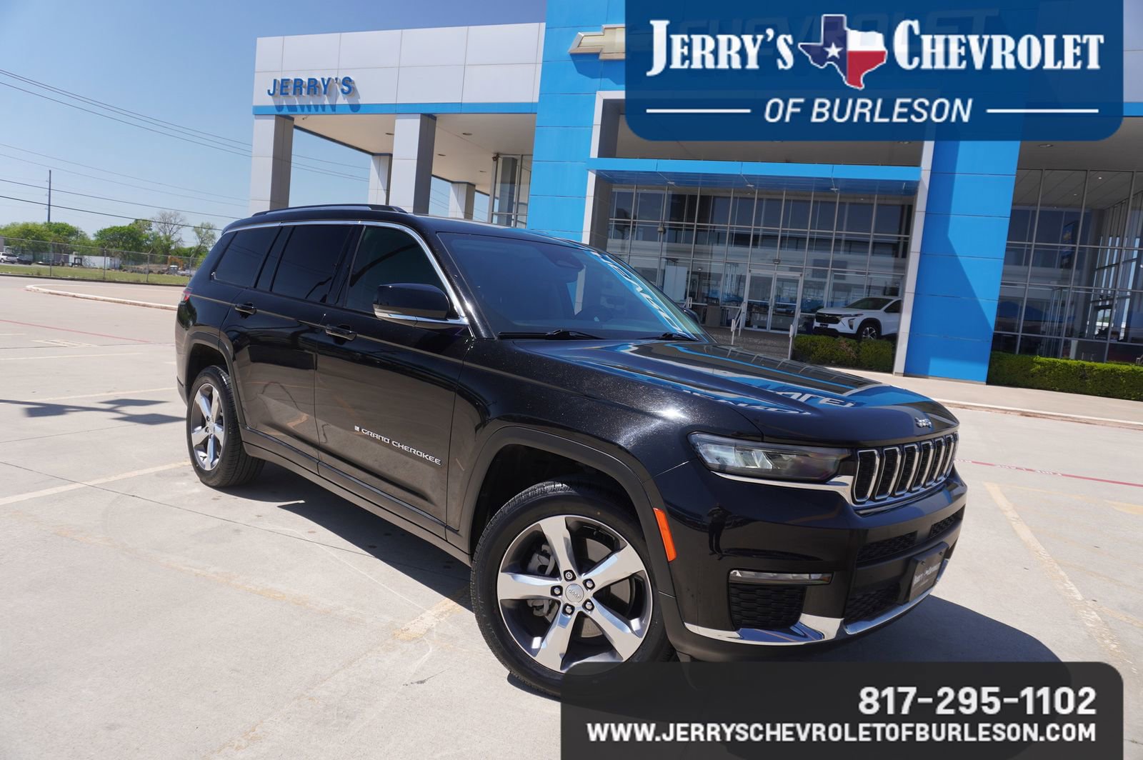 Used 2021 Jeep Grand Cherokee L Limited AWD/4WD image 1