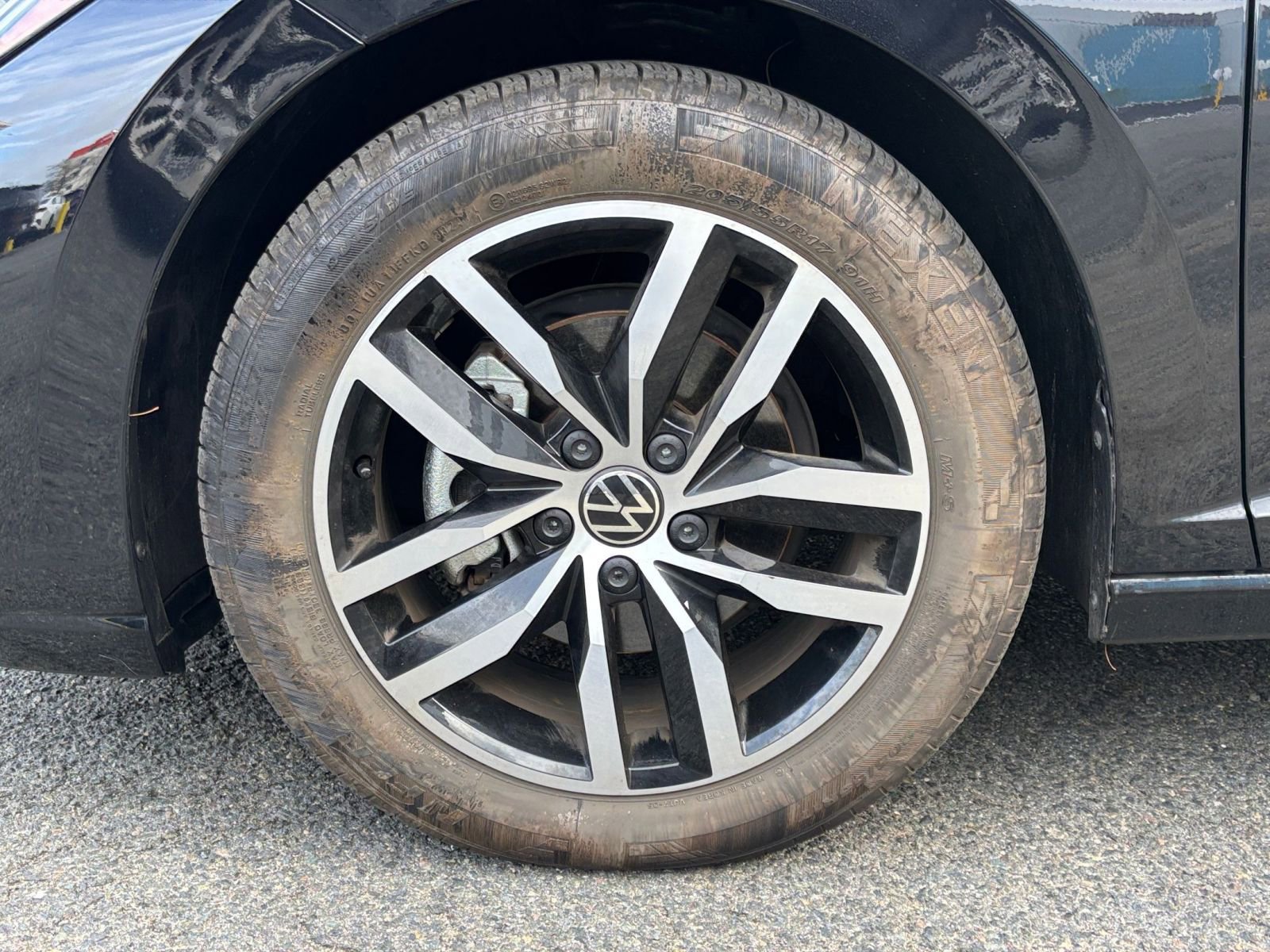 Used 2025 Volkswagen Jetta SE image 25