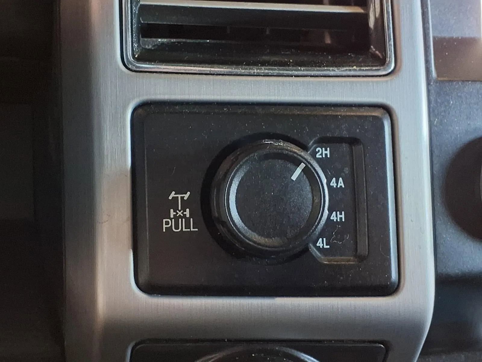 Used 2019 Ford F150 Platinum w/ Equipment Group 701A Luxury AWD/4WD image 26
