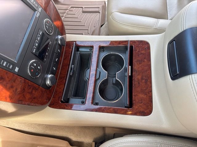 Used 2014 Chevrolet Tahoe LTZ image 34