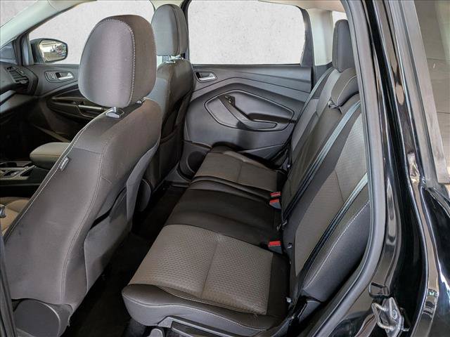 Used 2017 Ford Escape SE AWD/4WD image 18