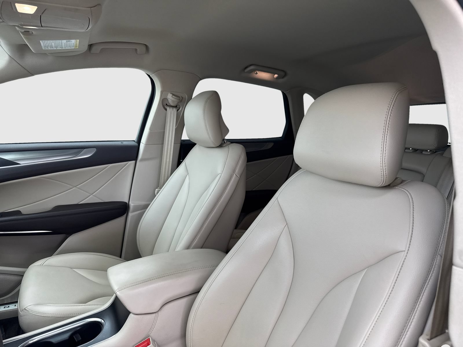 Used 2019 Lincoln MKC Premiere FWD image 15